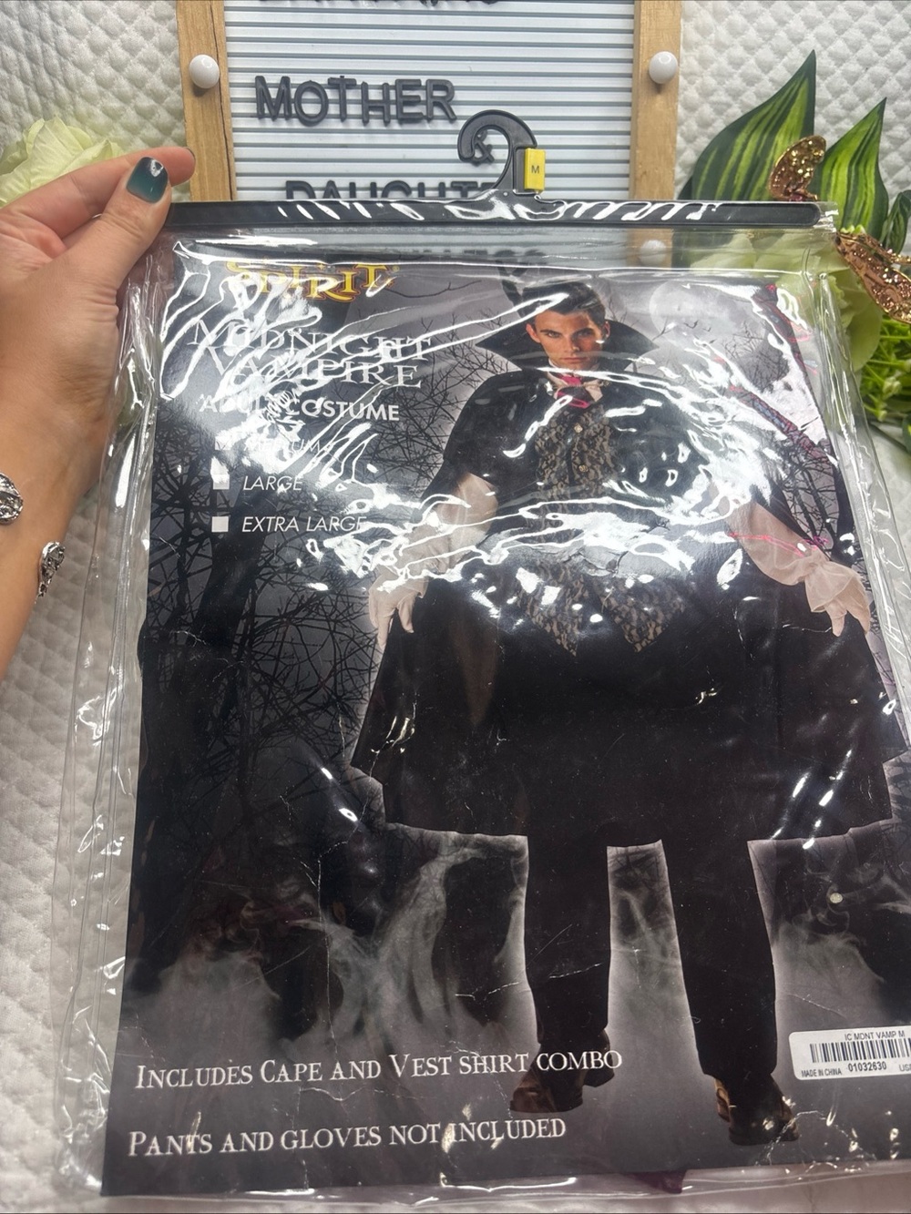 Spirit Halloween Nightside Vampire Custome 2 Piece Set Adult Medium - Picture 1 of 4